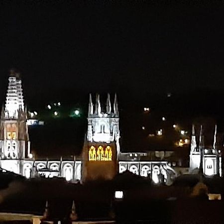 شقة Luxeinburgos Atico Con Vistas Espectaculares المظهر الخارجي الصورة
